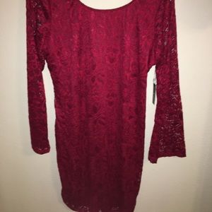 Lace red dress